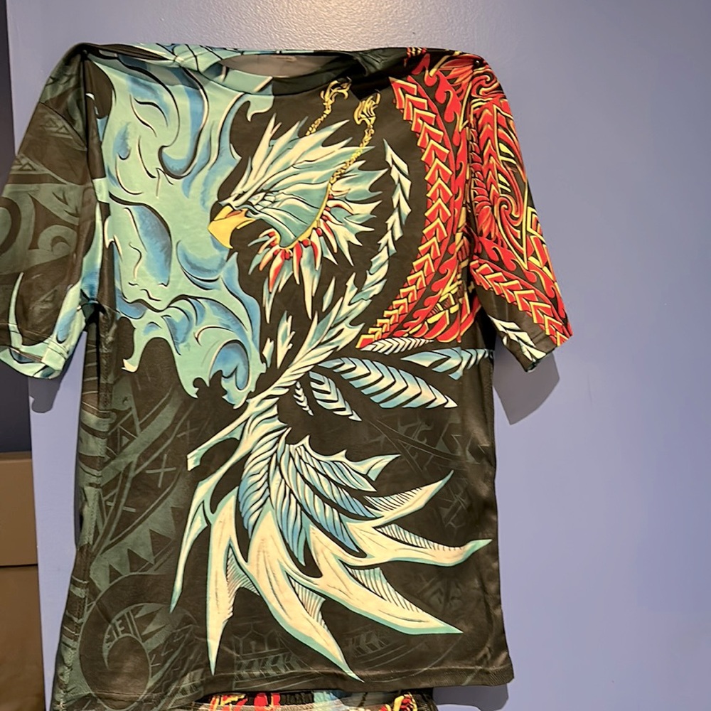 Medium shirt and shorts set